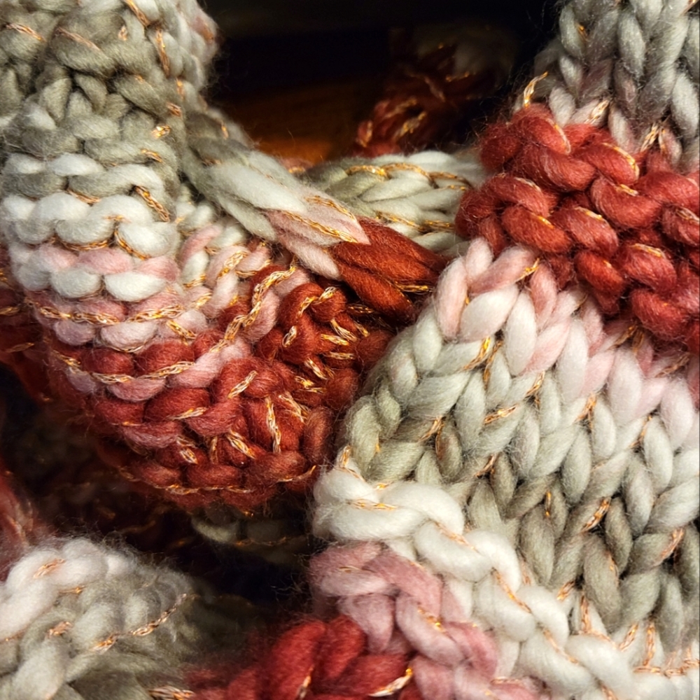 Infinity Scarf-🆕️-Women's Knitted Scarf-One Size-Multi-Colored - Picture 3 of 4